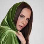 artist image Sertab Erener 07. Bir Caresi Bulunur Rengarenk